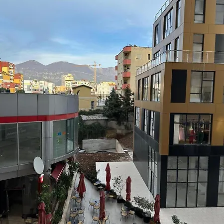 Luxury Center Тирана