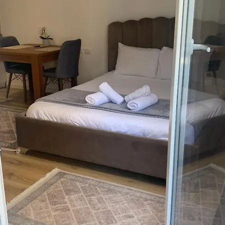 Luxury Center Apartment *