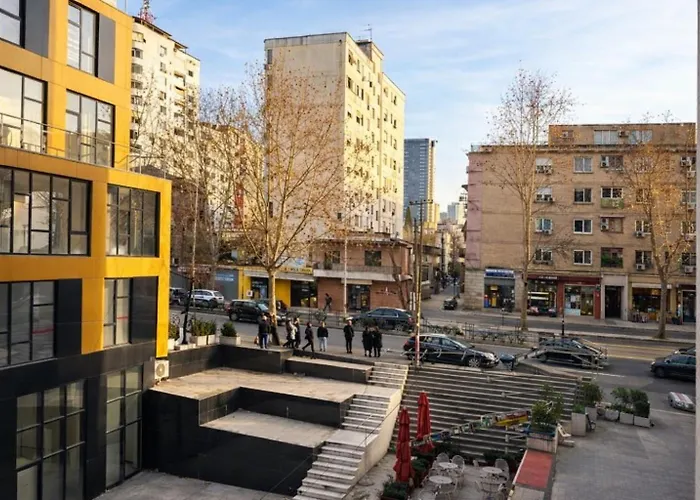 Luxury Center טיראנה