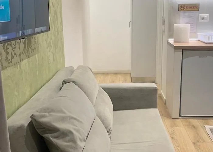 Luxury Center טיראנה